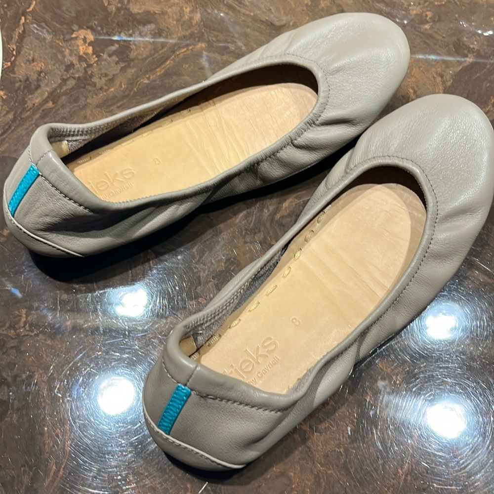 Tieks Gray Leather Ballet Flats with Teal Heel Tab